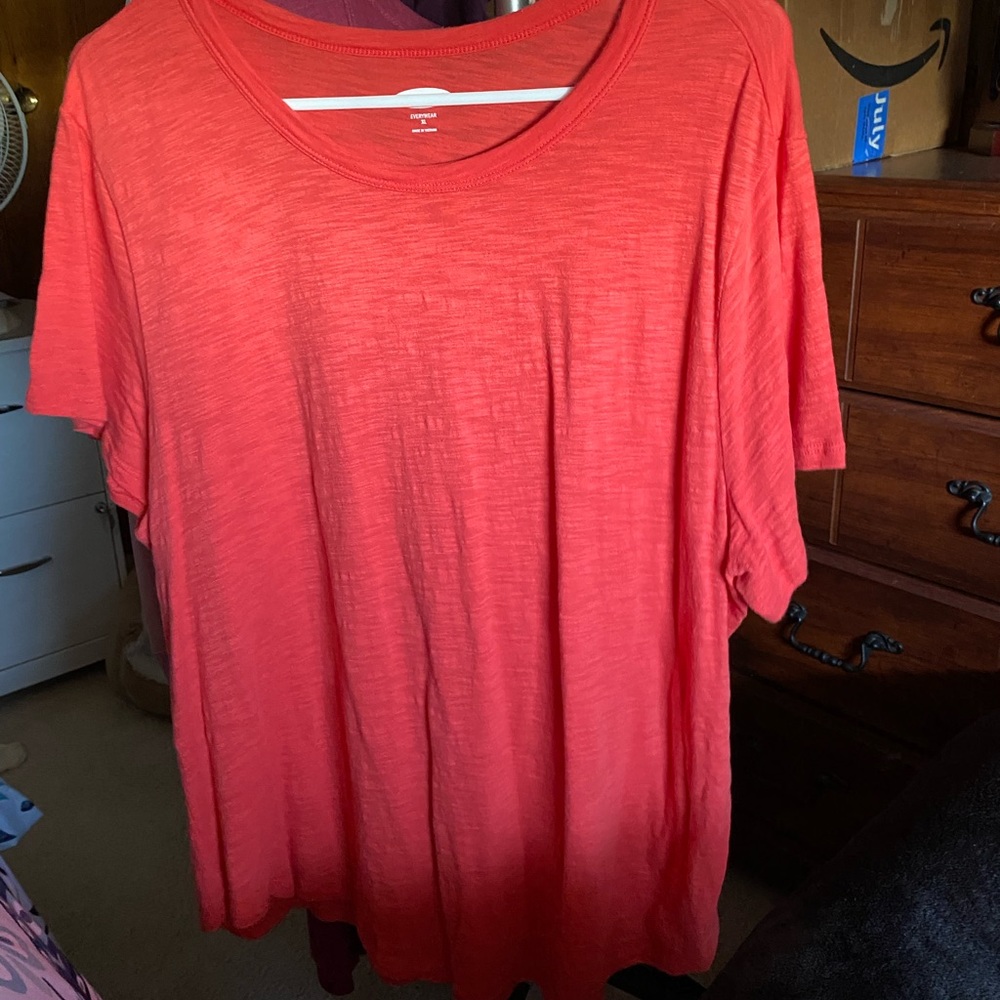 Old Navy Everywear tee